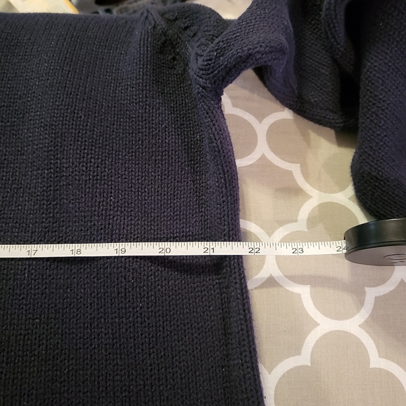 DKNY Sweater - Picture 5 of 9